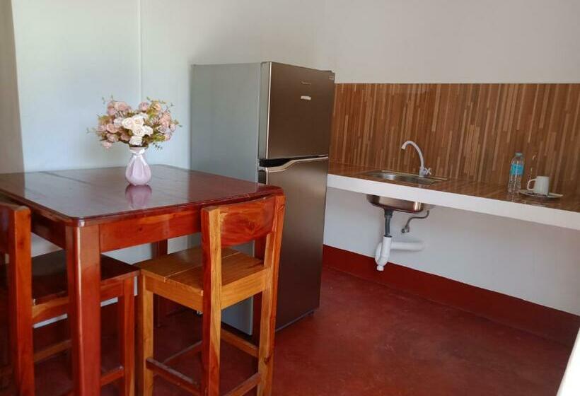 Tongatok Cliff Resort