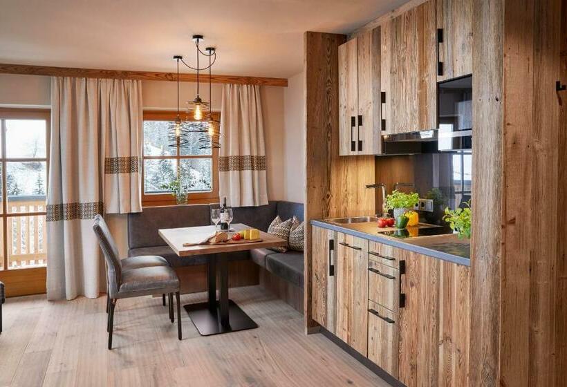 ベッドアンドブレックファースト Berglodge Grossarl