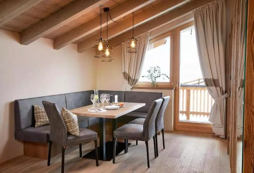 ベッドアンドブレックファースト Berglodge Grossarl