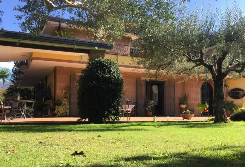 ベッドアンドブレックファースト Villa Luisa