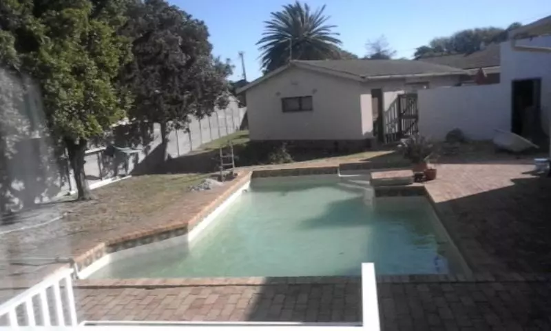 Majatalo Blouberg Beach Retreat