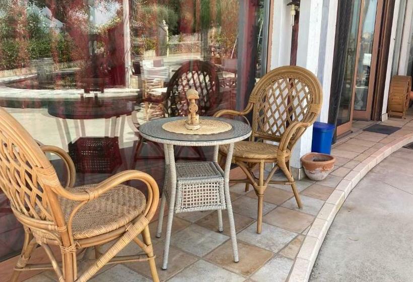 پانسیون Music House Alle Grotte