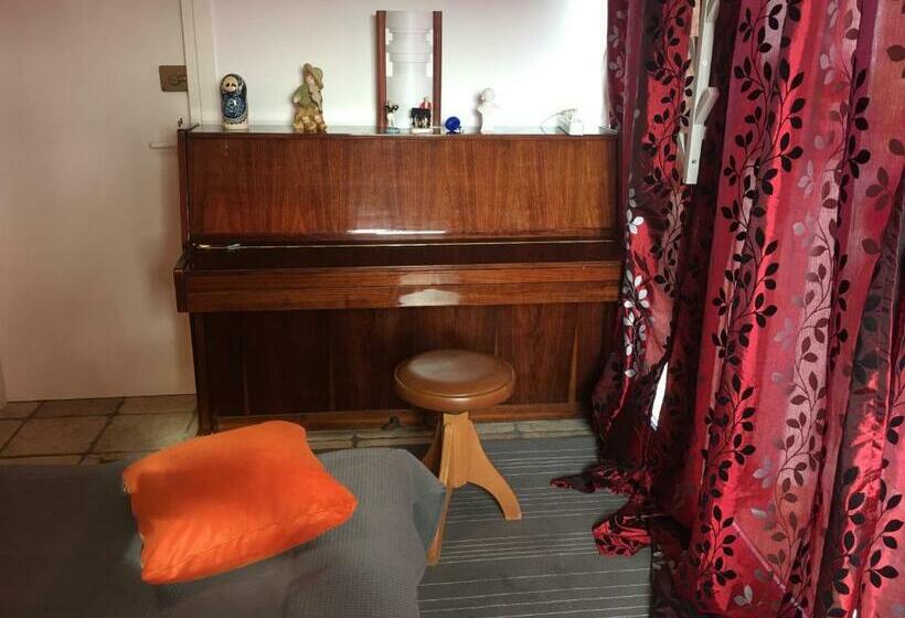 پانسیون Music House Alle Grotte