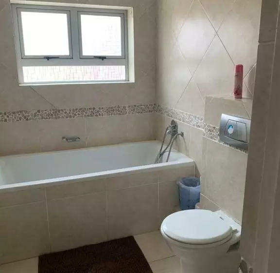 Majatalo Oceansnest Guest House