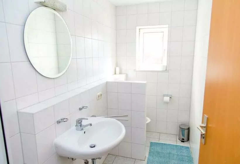 Majatalo Taverna Unik