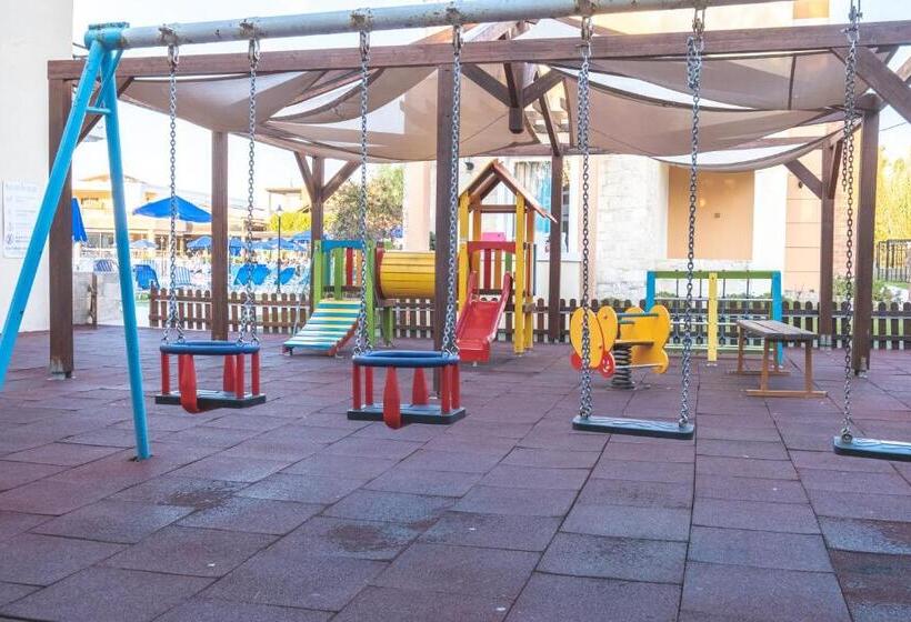 Chrispy Waterpark Resort