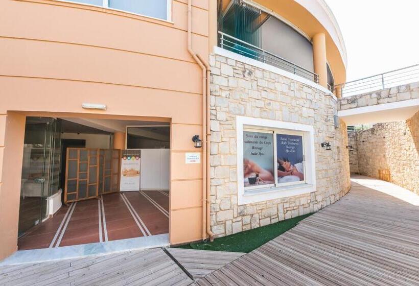 Chrispy Waterpark Resort