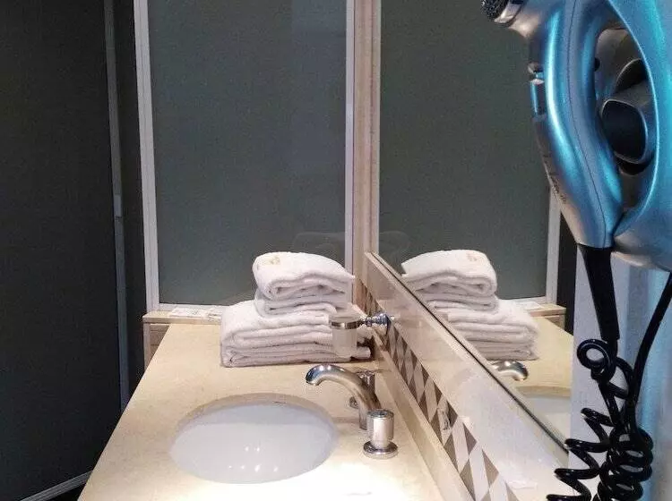 Отель A&b Internacional