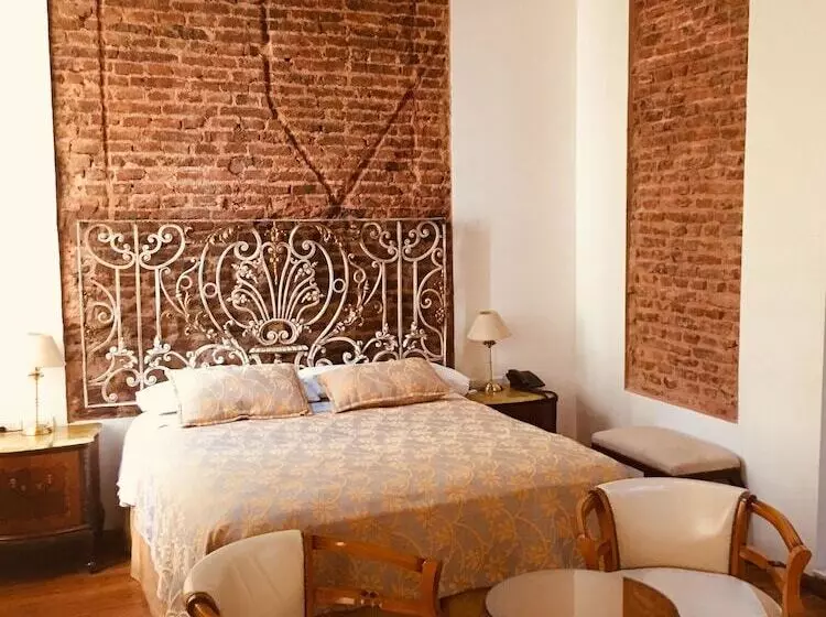 Отель A&b Internacional