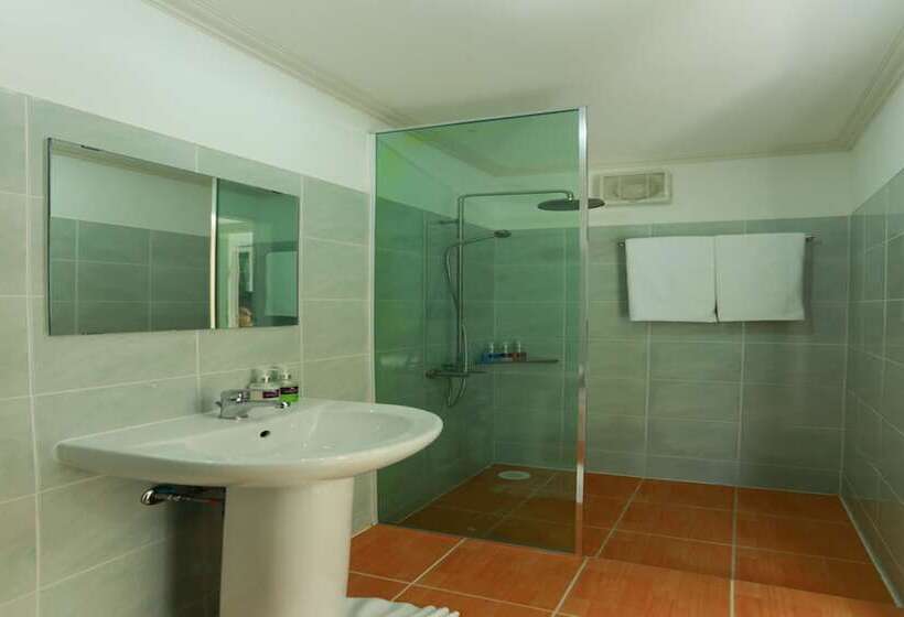 בית מלון כפרי Beyond Krabi