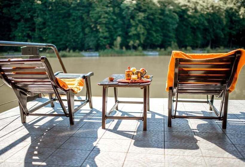 فندق Buhta Vikingiv