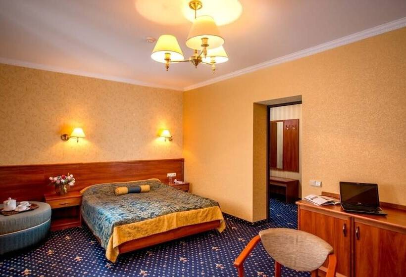 فندق Buhta Vikingiv