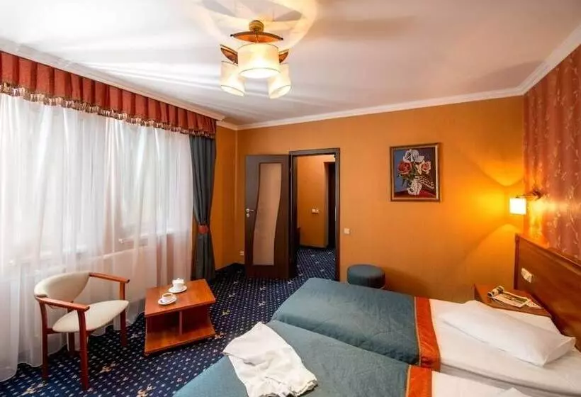 فندق Buhta Vikingiv