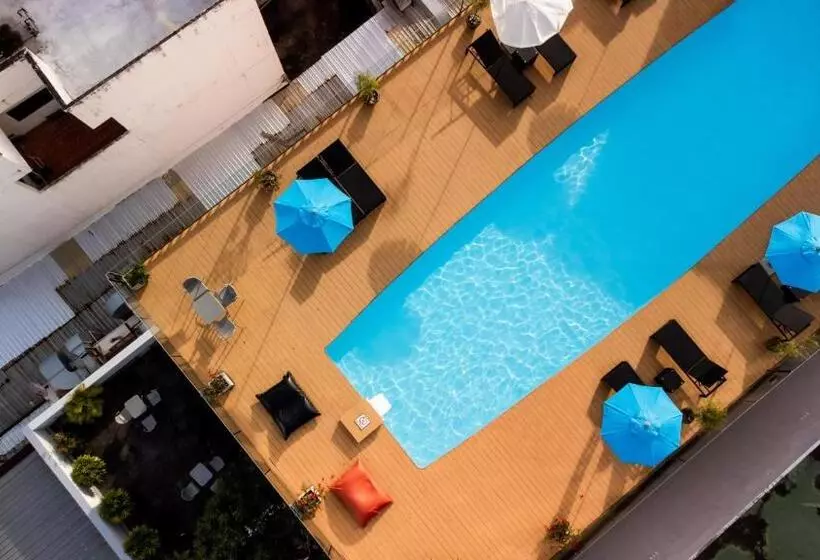 ホテル Days Inn By Wyndham Patong Beach