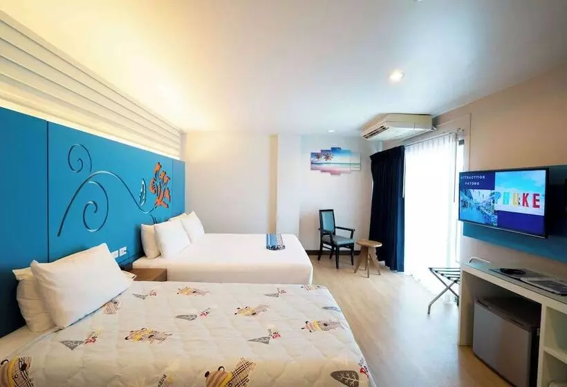 ホテル Days Inn By Wyndham Patong Beach