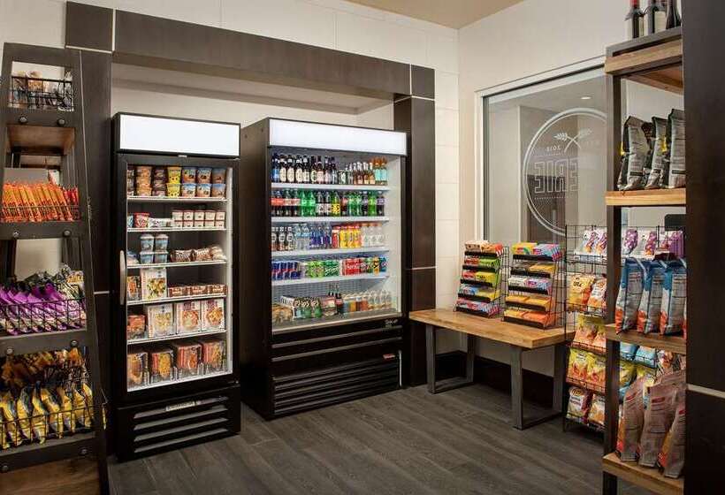 ホテル Embassy Suites By Hilton Birmingham Hoover