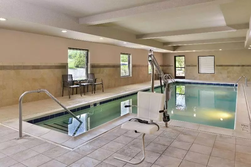 호텔 Hampton Inn Harrisonburg South