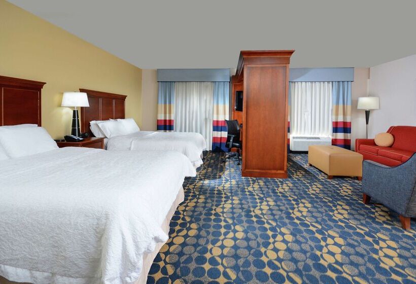 فندق Hampton Inn & Suites Huntersville