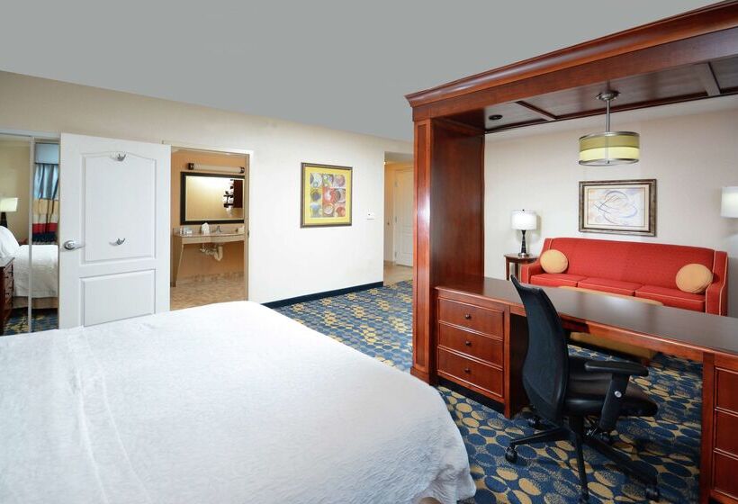 فندق Hampton Inn & Suites Huntersville