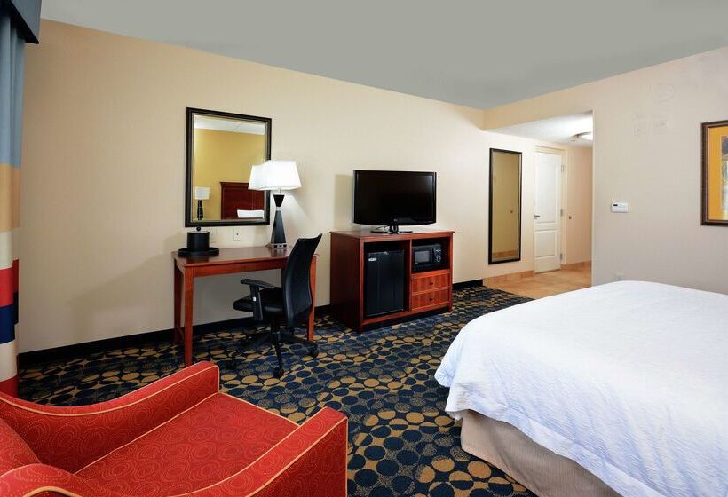 فندق Hampton Inn & Suites Huntersville
