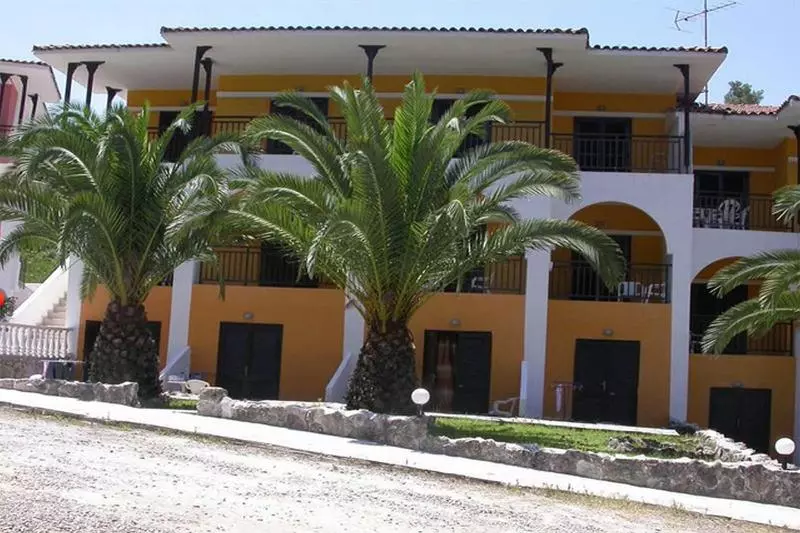 호텔 Kassandra Bay Village