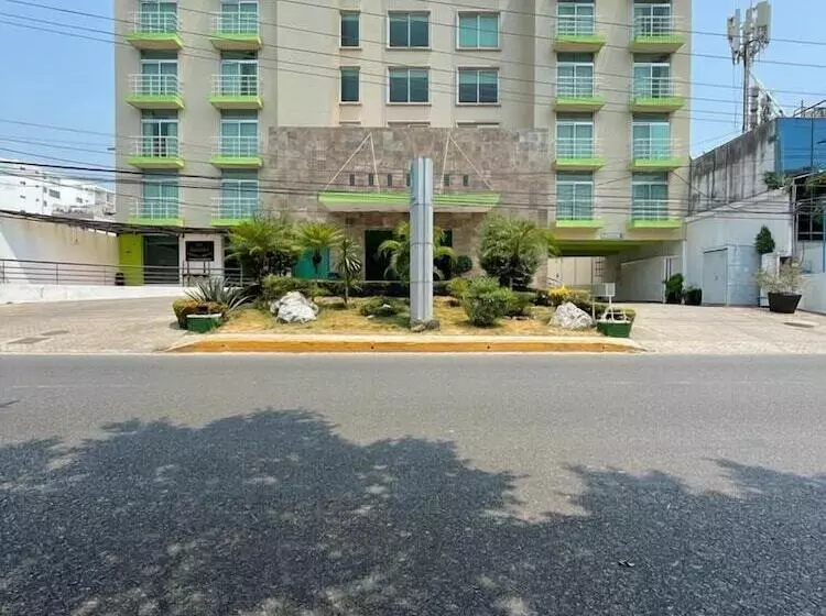 Отель La Venta Inn Villahermosa