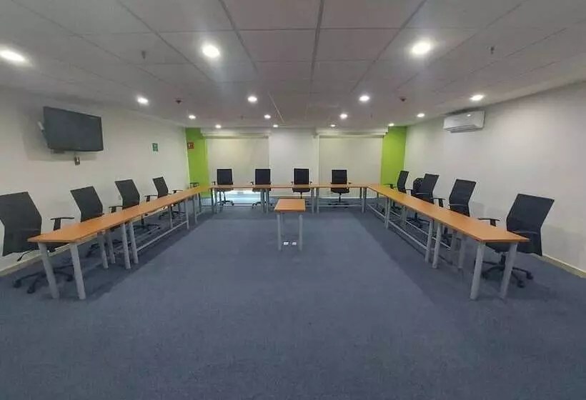 Отель La Venta Inn Villahermosa