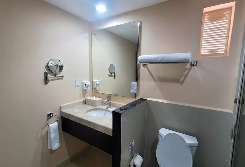 Отель La Venta Inn Villahermosa