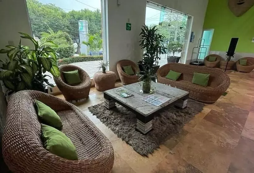 Отель La Venta Inn Villahermosa