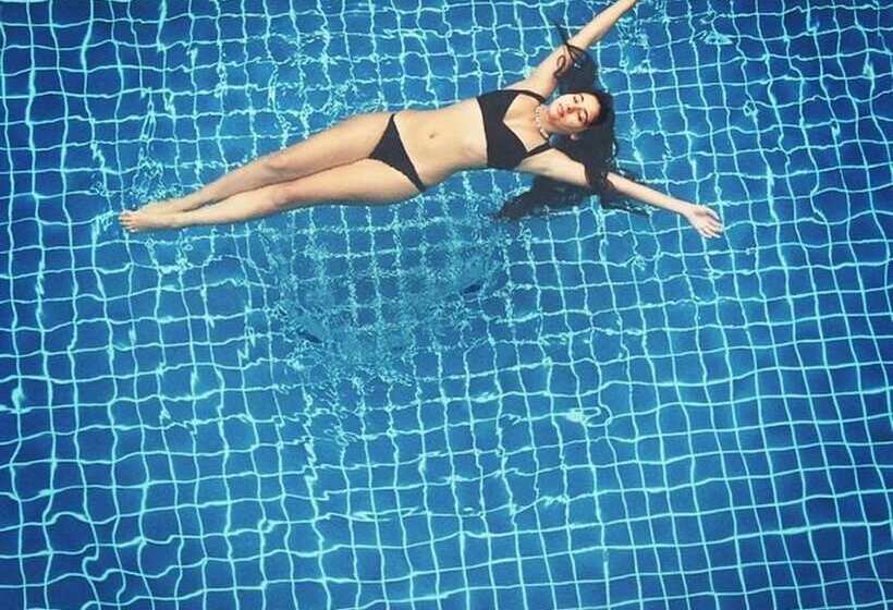 فندق Lae Lay Suites