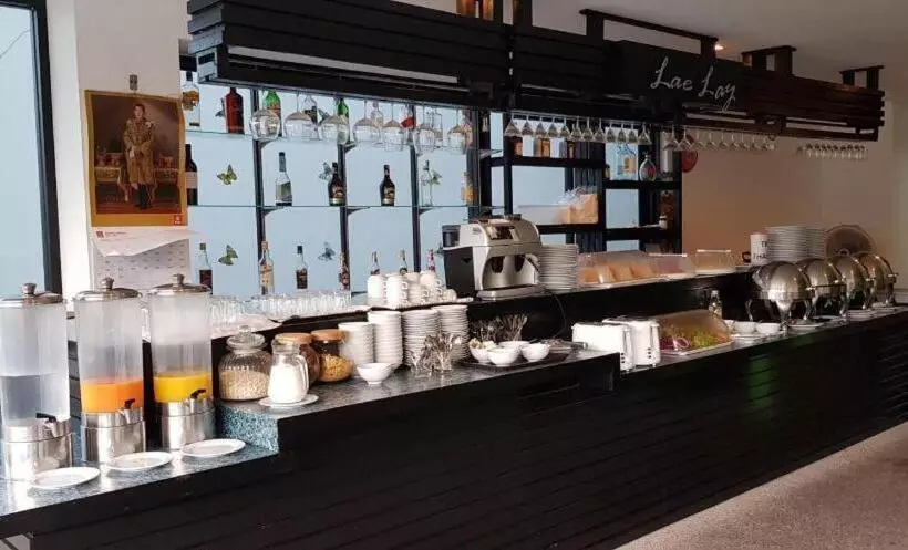 فندق Lae Lay Suites