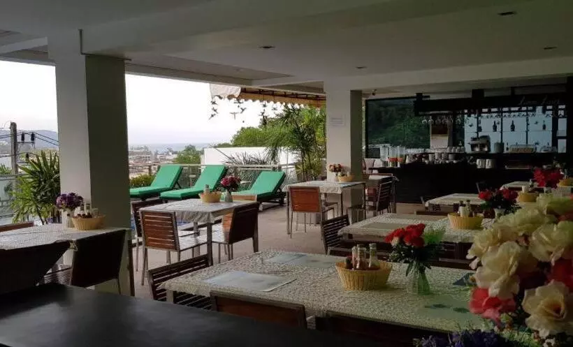 فندق Lae Lay Suites