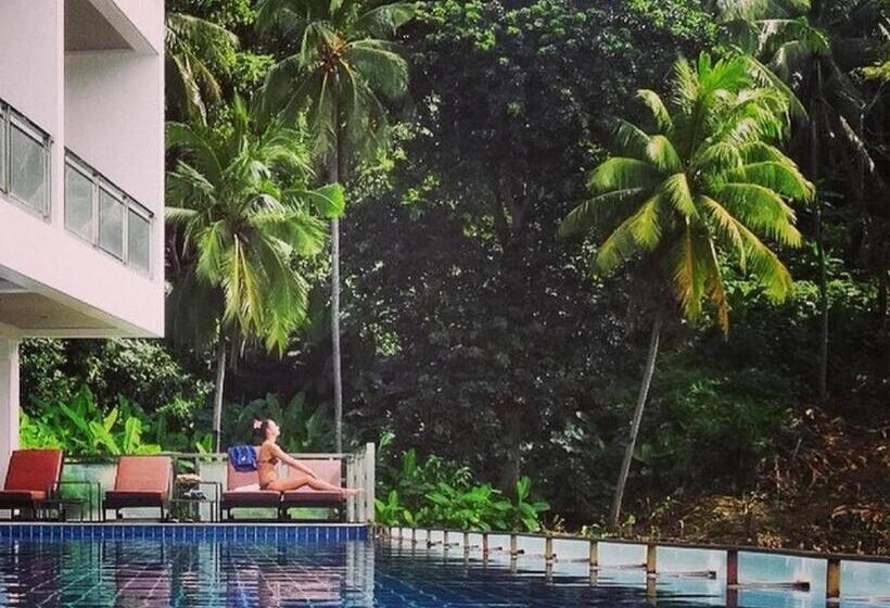 فندق Lae Lay Suites