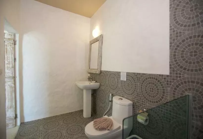 בית מלון כפרי Lime N Soda Beachfront Resort