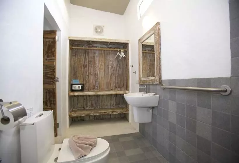 בית מלון כפרי Lime N Soda Beachfront Resort