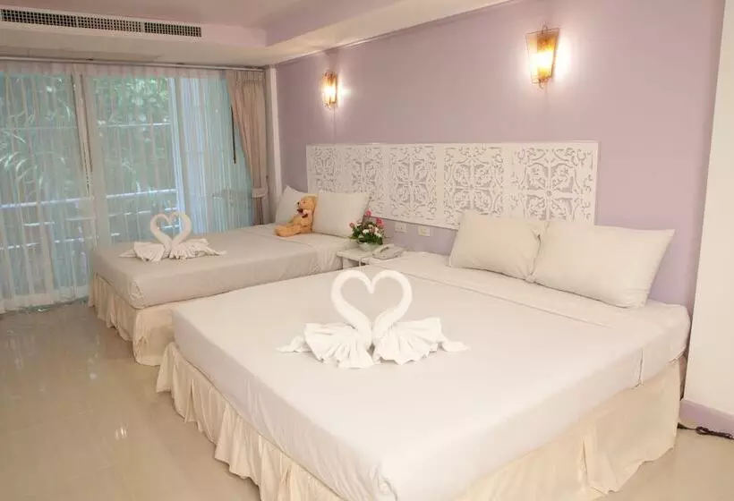 Otel Phranang Place  Sha Extra