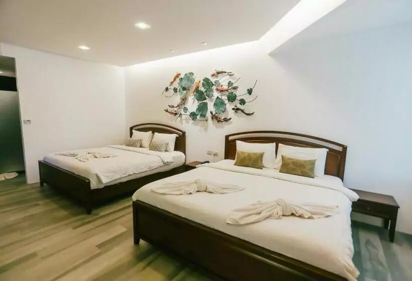 Otel Phranang Place  Sha Extra