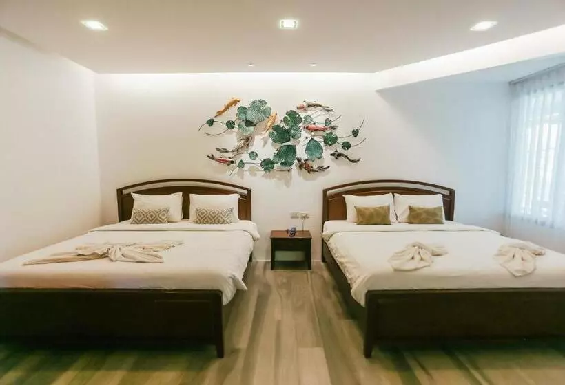 Otel Phranang Place  Sha Extra