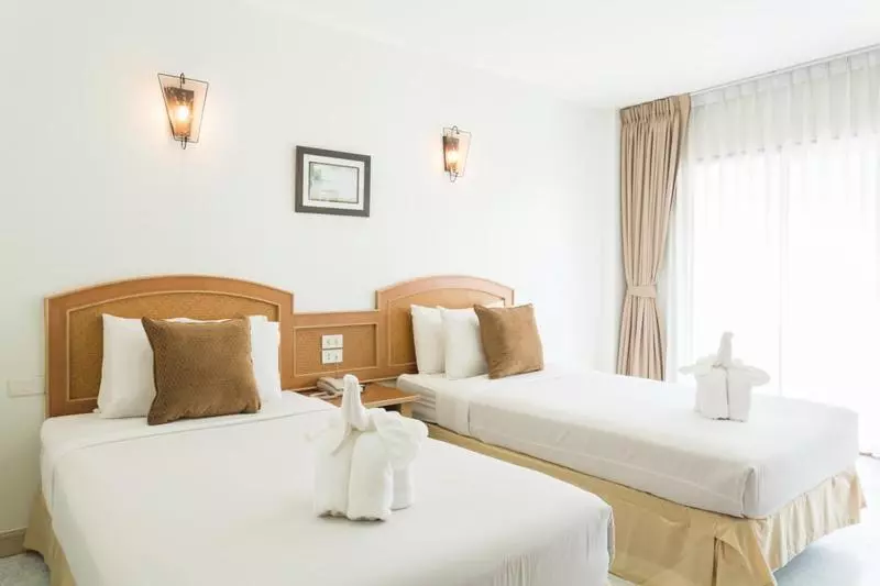 Otel Phranang Place  Sha Extra