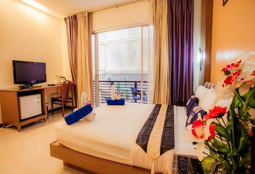 Kata Blue Sea Resort