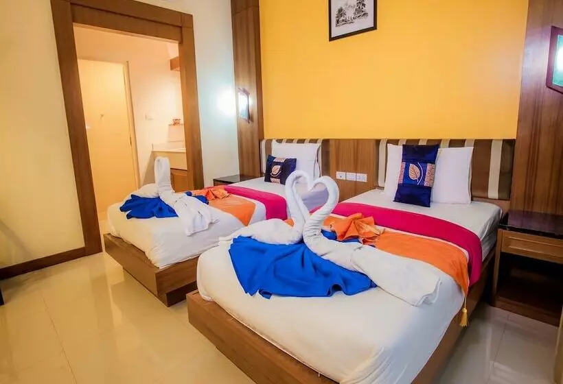 Kata Blue Sea Resort