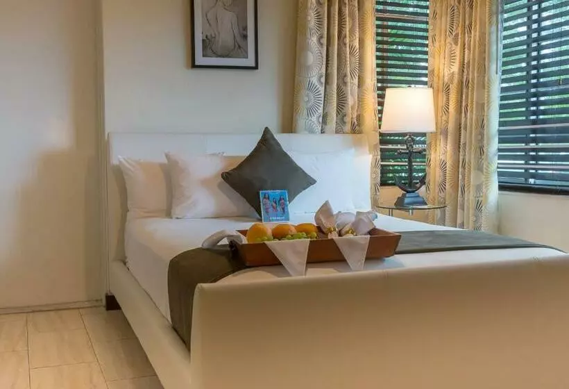 Tradewinds Apartment Hotel Miami Beach
