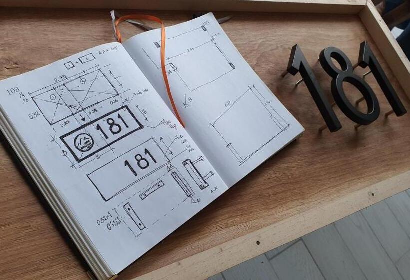 فندق صغير Base Camp México