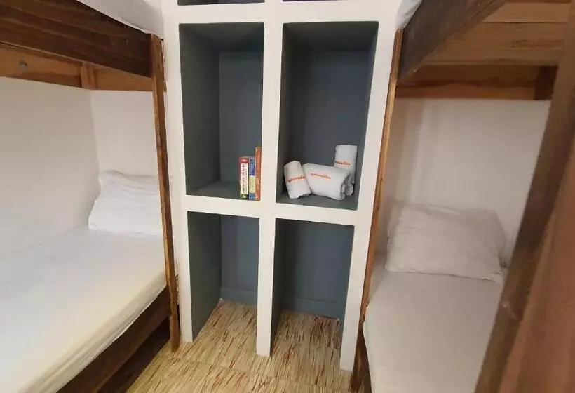 Retkeilymaja Base Camp México