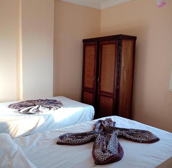 Almanara Hotel Marsa Matrouh