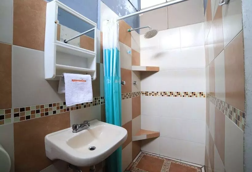 Retkeilymaja Base Camp México