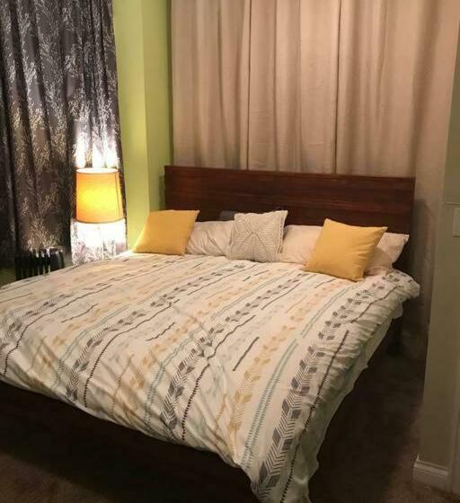 مبيت وإفطار The Greenleaf House