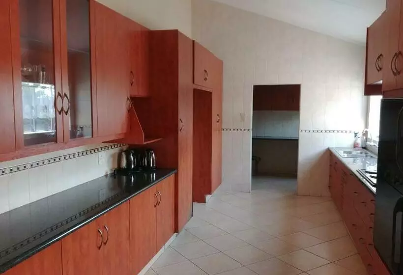 Majatalo 22 On Nicol