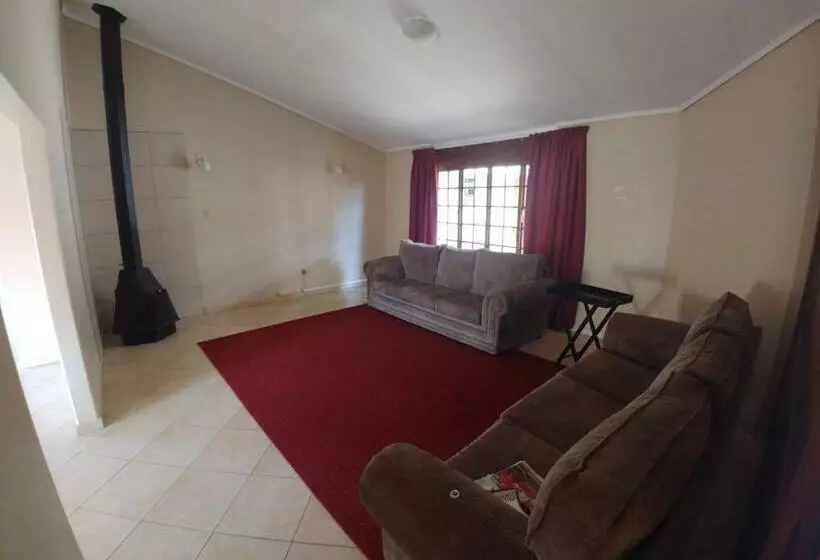 Majatalo 22 On Nicol