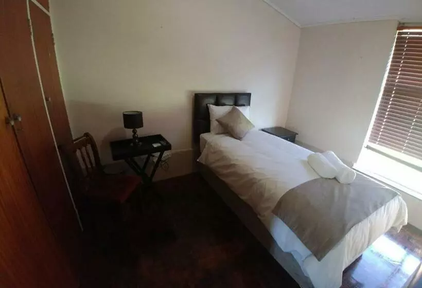 Majatalo 22 On Nicol